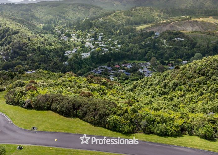  at 84 Mount Marua Way, Timberlea, Upper Hutt, Wellington