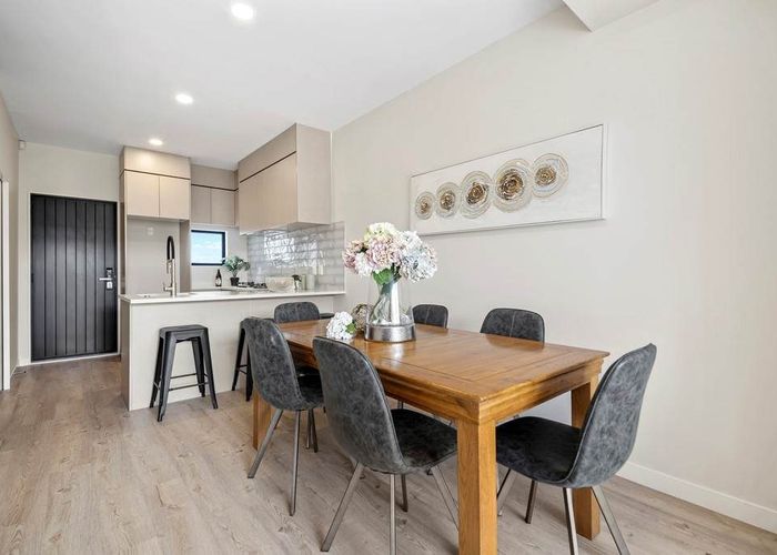 at Unit 13/200 Sunnynook Road, Totara Vale, North Shore City, Auckland