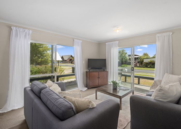 at 8 & 8A Holden Avenue, Holdens Bay, Rotorua, Bay Of Plenty