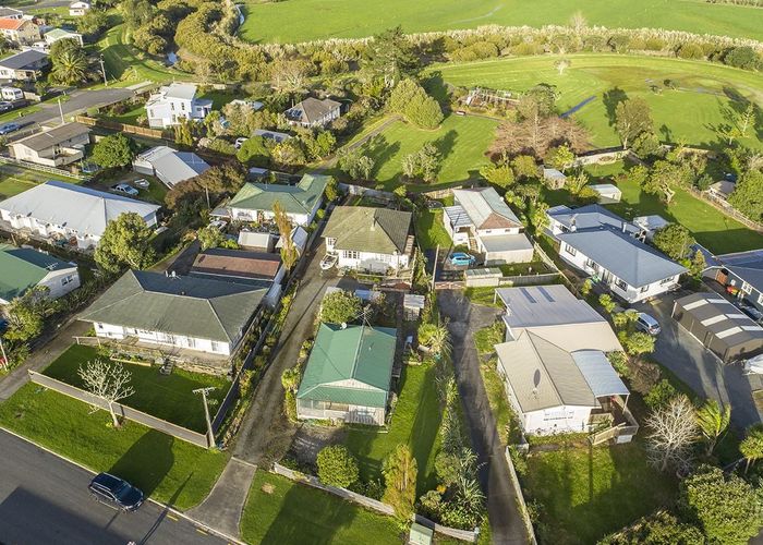  at 2 Waiwera Avenue, Parakai, Helensville