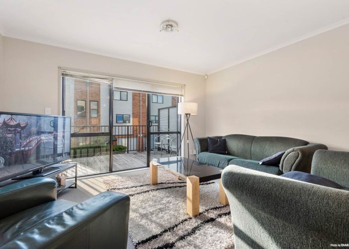  at 195/172 Mcleod Road, Te Atatu South, Auckland