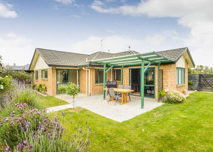  at 157 Ruapehu Drive, Fitzherbert, Palmerston North