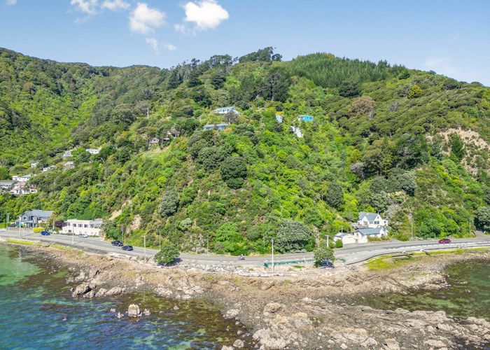  at 501 Marine Drive, Sunshine Bay, Lower Hutt, Wellington