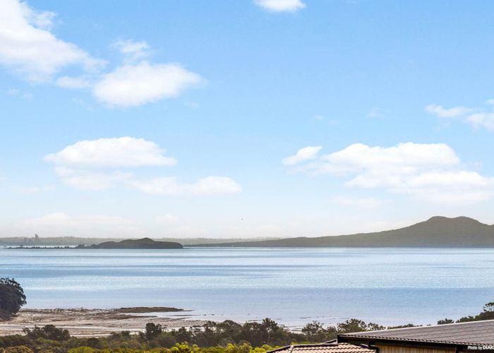  at 5 Matara Avenue, Maraetai, Manukau City, Auckland