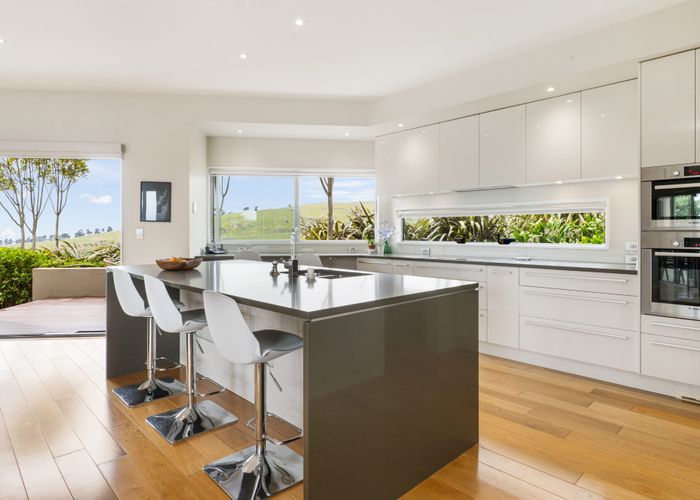  at 18 Old Barrow Heights, Huntsbury, Christchurch City, Canterbury