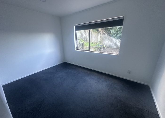  at 43B Noeleen Street, Glenfield, North Shore City, Auckland