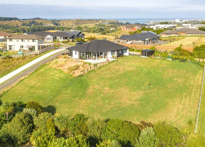  at 39 Cracroft Drive, Putiki, Whanganui