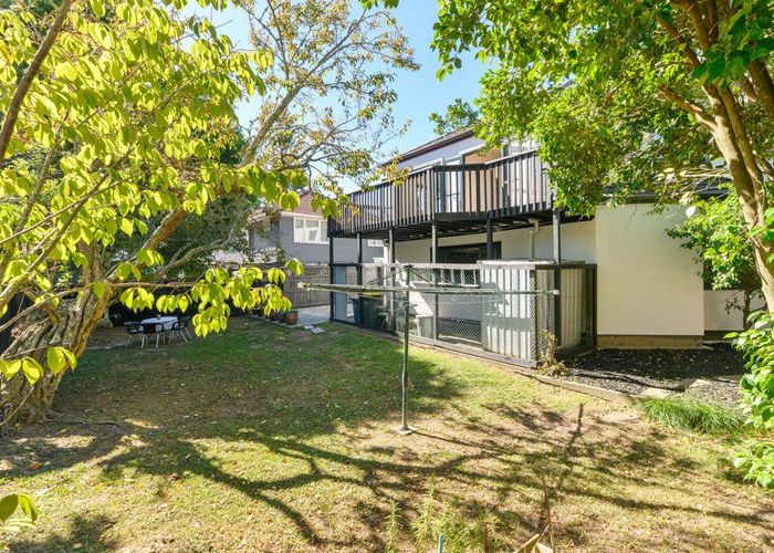  at 43A Cliff View Drive, Green Bay, Waitakere City, Auckland
