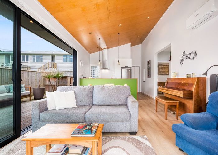  at 2/56 Raukawa Street, Strathmore Park, Wellington, Wellington