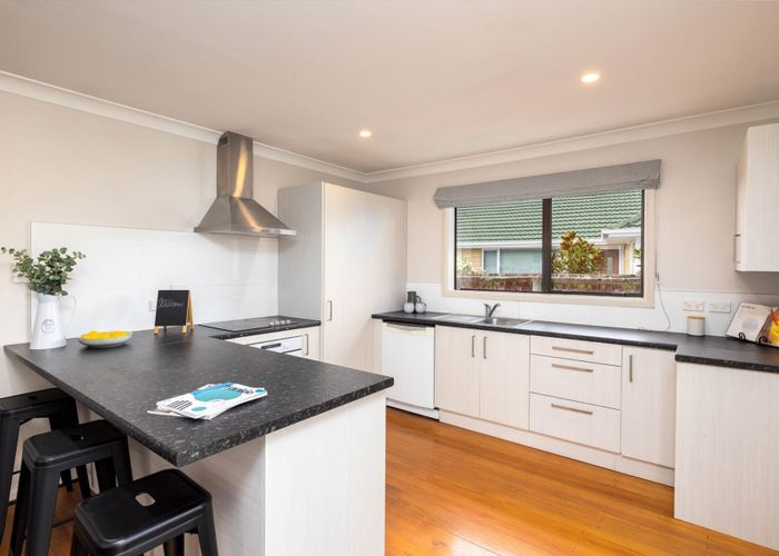  at 60 Niven Street, Avondale, Christchurch City, Canterbury
