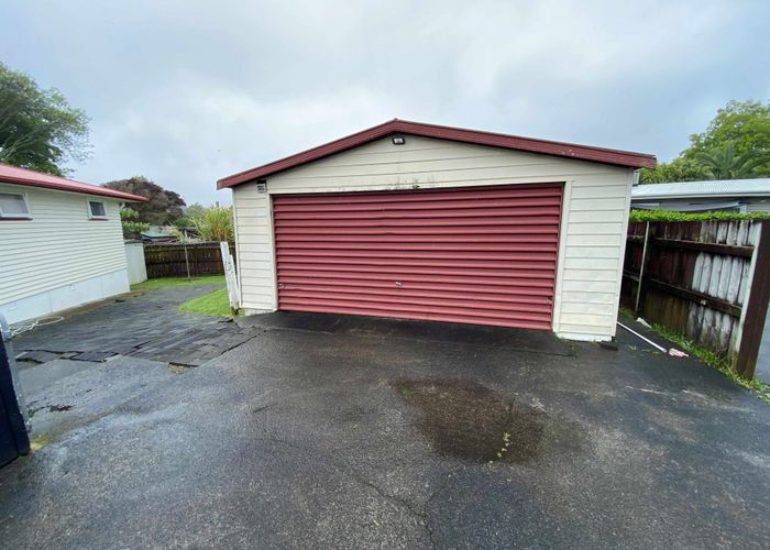  at 38A Woodglen Road, Glen Eden, Waitakere City, Auckland