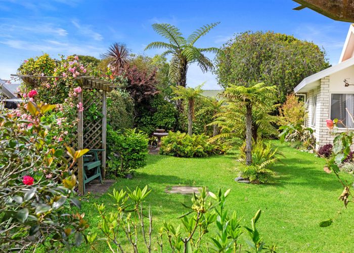  at 4 Liftan Place, Mount Maunganui, Mount Maunganui