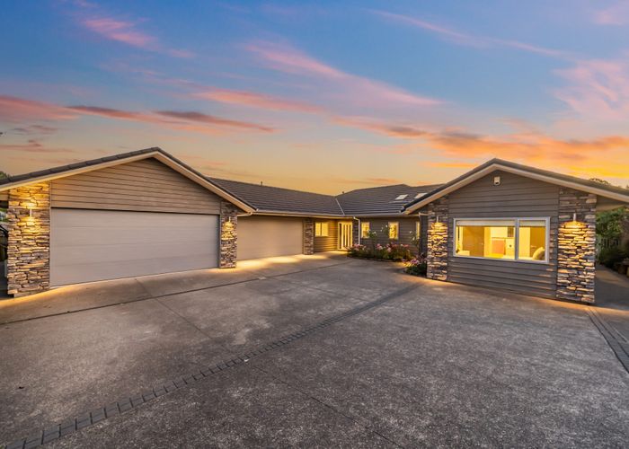  at 19 Flotilla Place, Whitby, Porirua