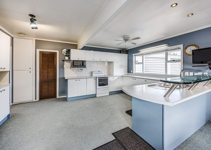  at 15  Fields Road, Manurewa, Manukau City, Auckland