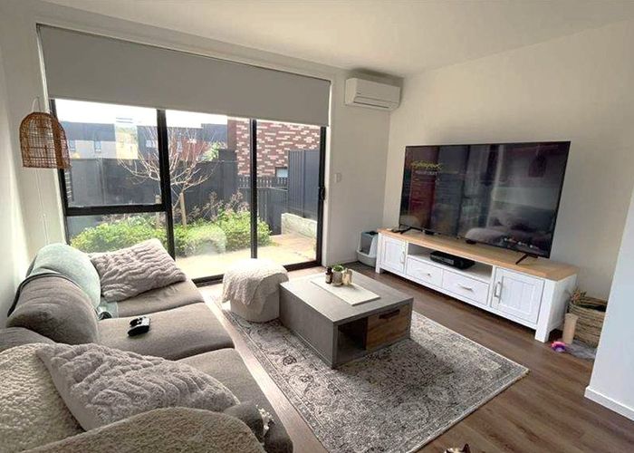  at 32 Tuhono Street, City Centre, Manukau City, Auckland
