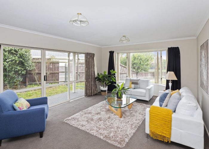  at 10 Fieldmoor Place, Parklands, Christchurch City, Canterbury