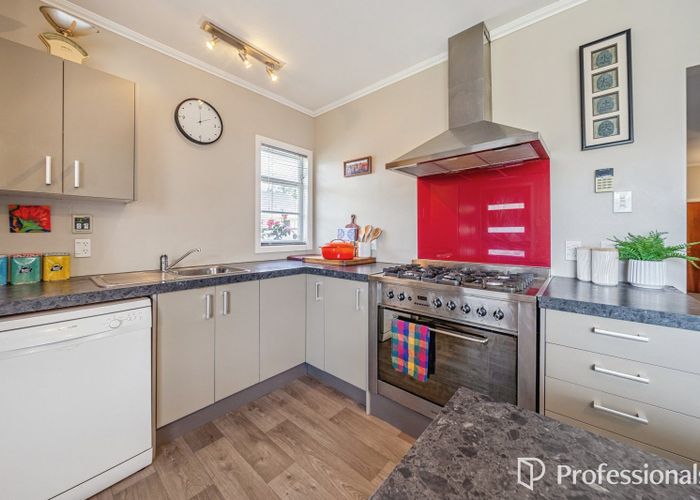  at 24 Garden Road, Avalon, Lower Hutt, Wellington