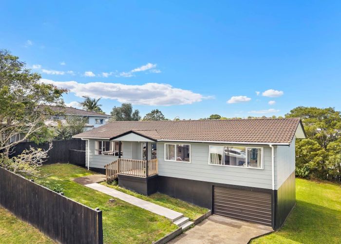  at 7 Sumich Place, West Harbour, Waitakere City, Auckland