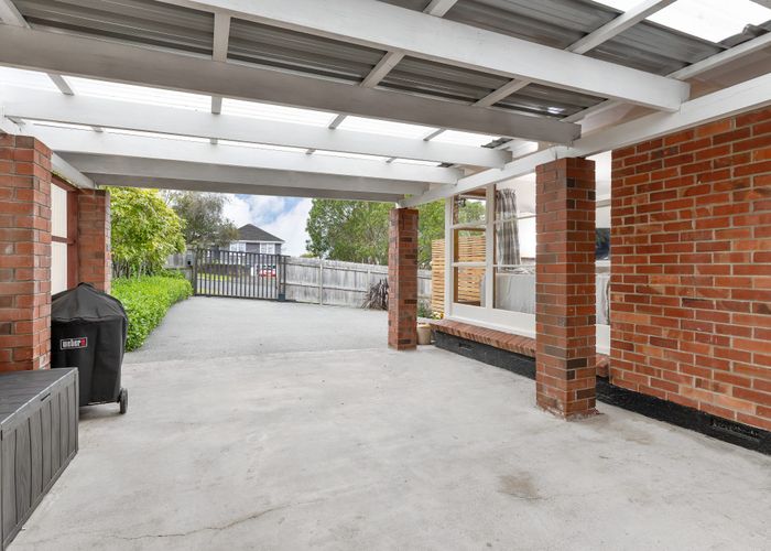  at 24 Trinidad Street, Blockhouse Bay, Auckland City, Auckland