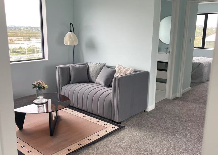  at 8 Taipahitini Road, Rosehill, Papakura, Auckland