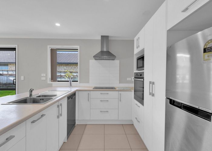  at 12 Teafields Court, Huntington, Hamilton, Waikato