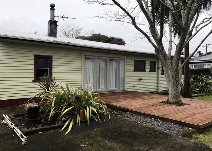  at 13D York Crescent, Westown, New Plymouth