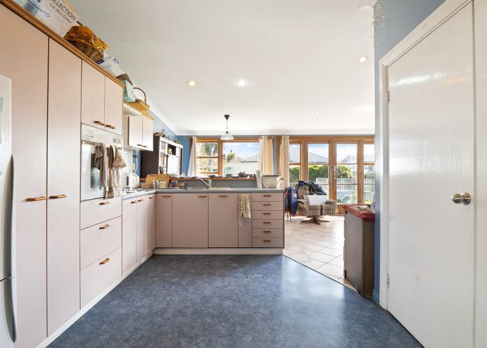  at 42 Hargest Crescent, Saint Kilda, Dunedin, Otago