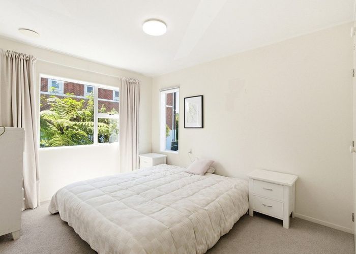  at 8/35 Ganges Road, Khandallah, Wellington, Wellington