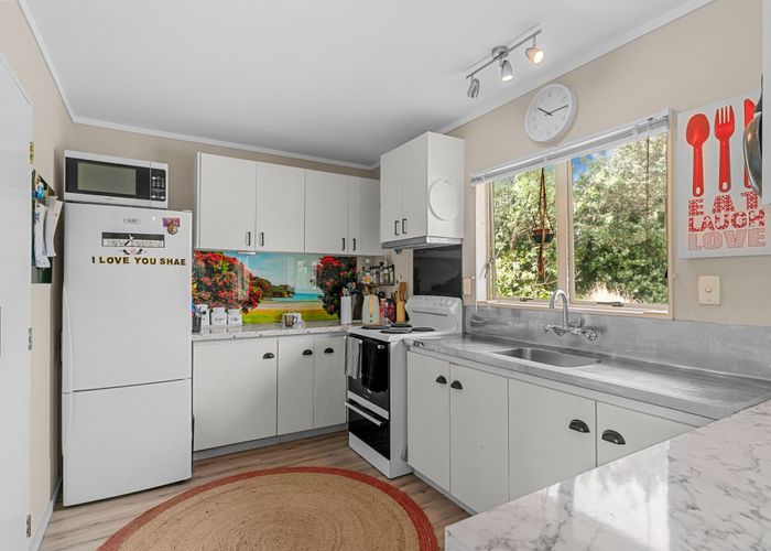  at 6 Sandy Beach Road, Tinopai