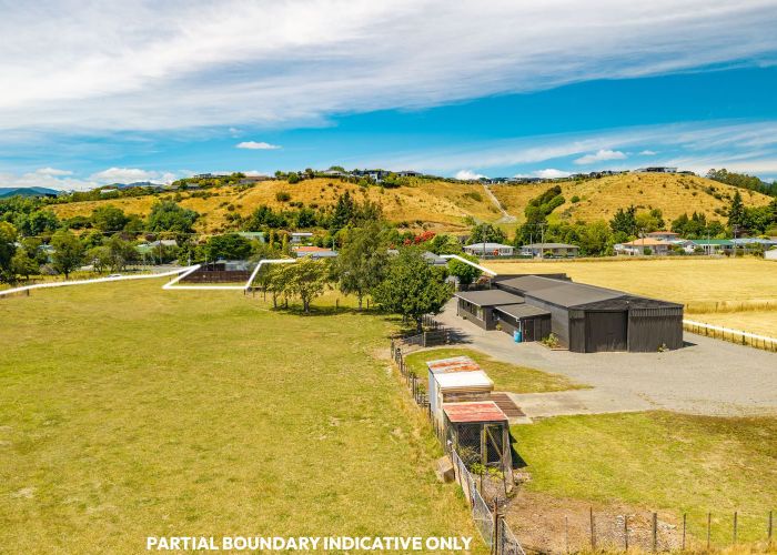  at 137 Lord Rutherford Road South, Brightwater, Brightwater