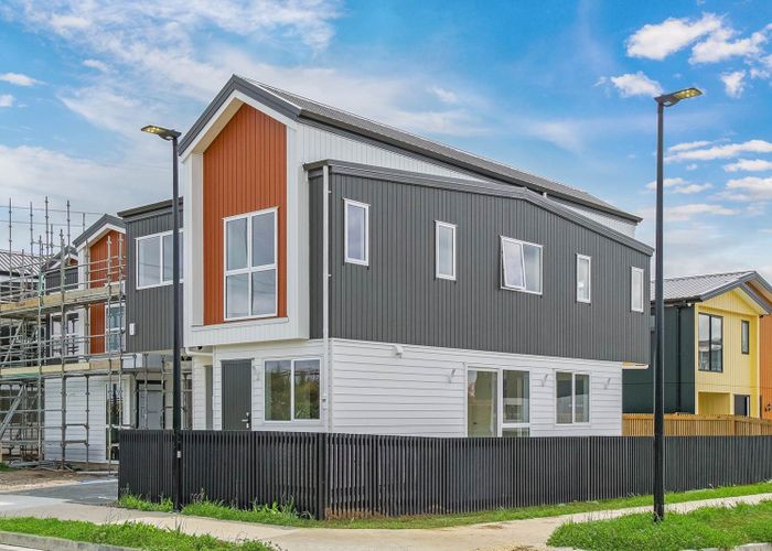 at 13 Wingrove Close, Rosehill, Papakura, Auckland