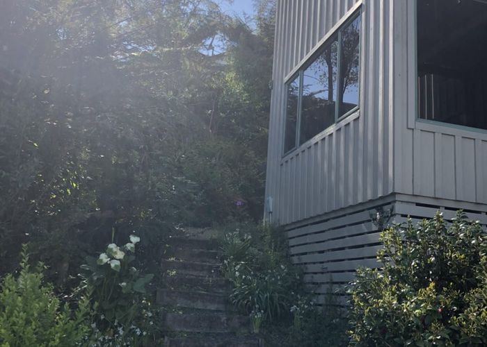  at 28 Clarkin Road, Fairfield, Hamilton