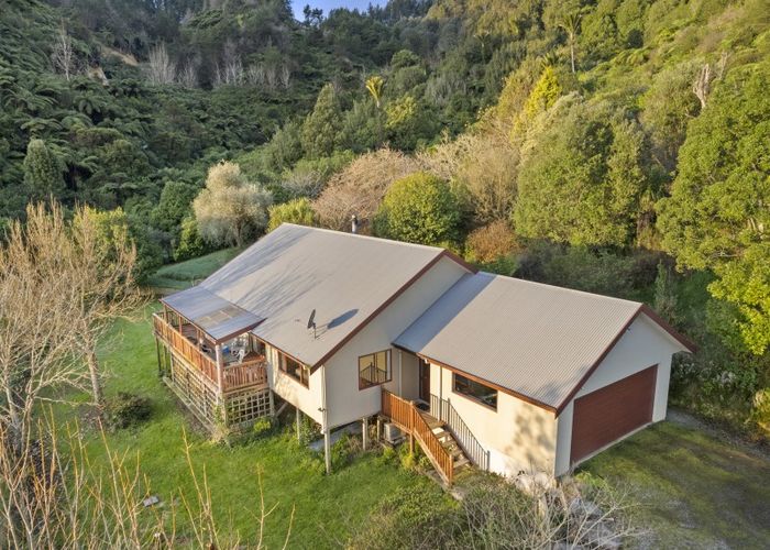  at 35 Emerald Hills Road, Koputaroa
