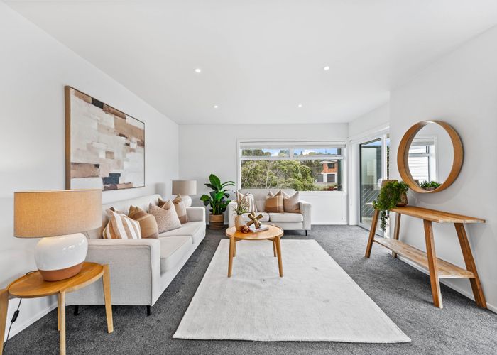 at 136 Tiroroa Avenue, Te Atatu South, Waitakere City, Auckland