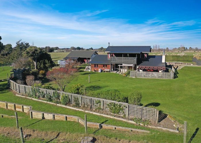  at 98 Whiterocks Road, Deborah, Oamaru