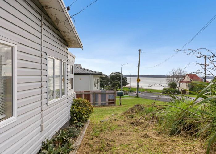  at 5 Rewa Road, Maraetai, Auckland