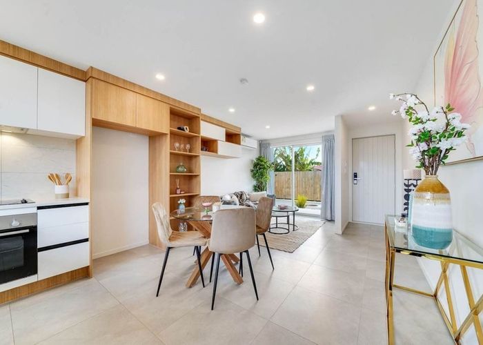  at 34D James Street, Mangere East, Auckland