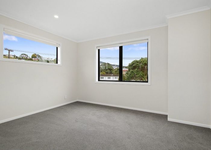  at 1E Pembroke Street, Tawa, Wellington, Wellington