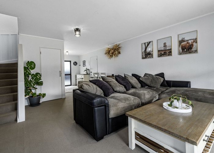  at 2/11 Robins Road, Judea, Tauranga, Bay Of Plenty