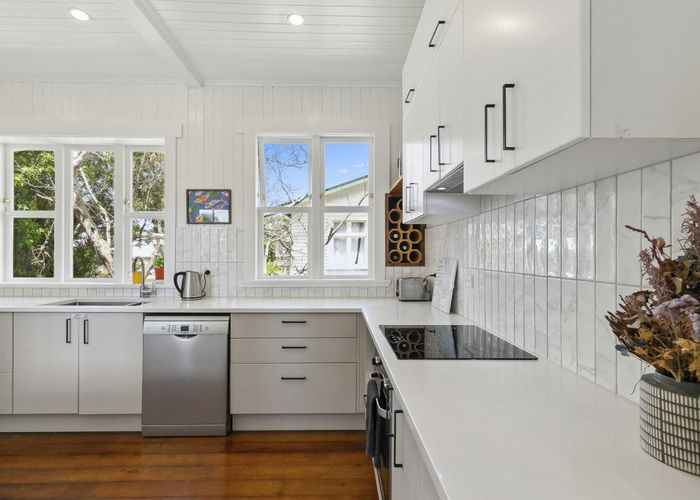  at 464 Hutt Road, Alicetown, Lower Hutt, Wellington