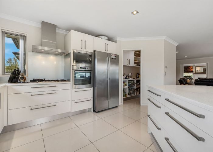  at 2 Donovan Place, Aidanfield, Christchurch