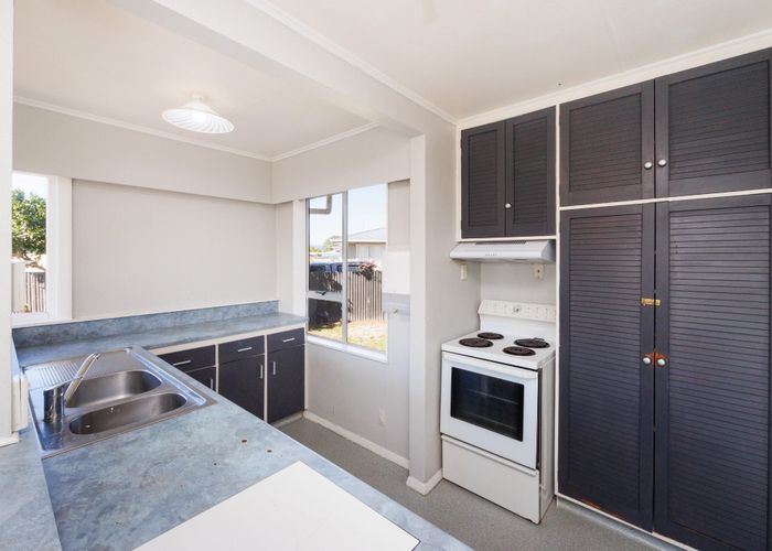  at 3 Ellesmere Crescent, Highbury, Palmerston North