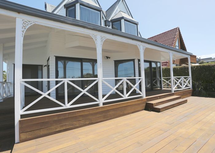  at 128 Beach Rd, Castor Bay, North Shore City, Auckland