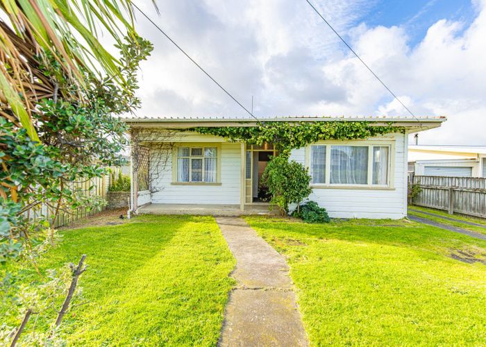  at 34 Miro Street, Castlecliff, Whanganui, Manawatu / Whanganui