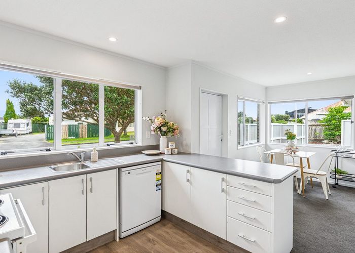  at 24 Rangiatea Street, Paraparaumu Beach, Paraparaumu
