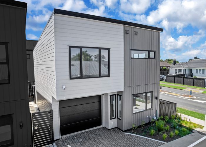  at Papatoetoe, Manukau City, Auckland