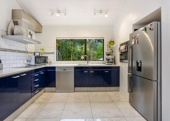  at 719 Scenic Drive, Henderson Valley, Waitakere City, Auckland