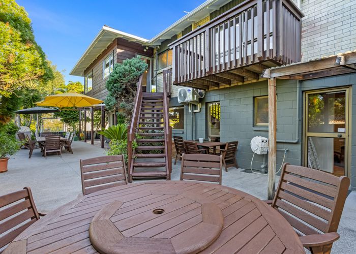  at 14 Portsea Place, Chatswood, North Shore City, Auckland