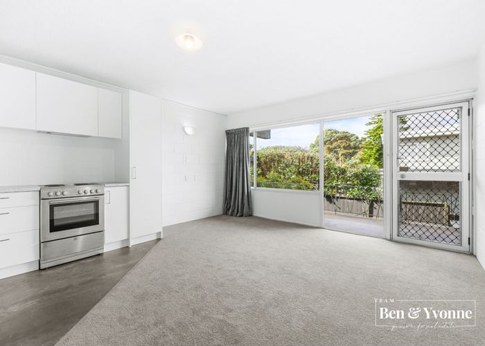  at 3H Mountain Road, Mount Wellington, Auckland City, Auckland