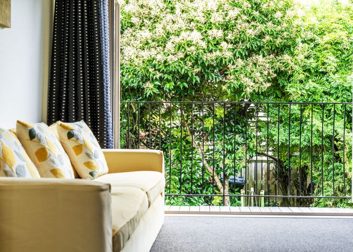  at 18 Dempsey Street, Remuera, Auckland